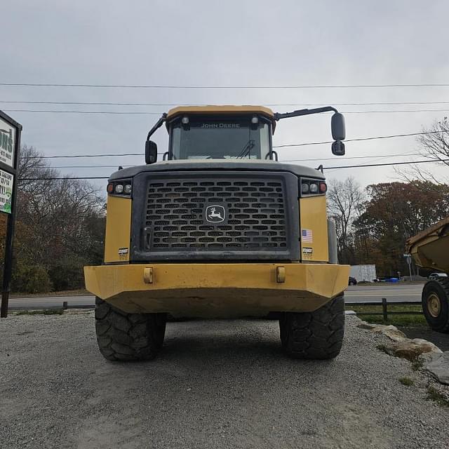 Image of John Deere 370E equipment image 1