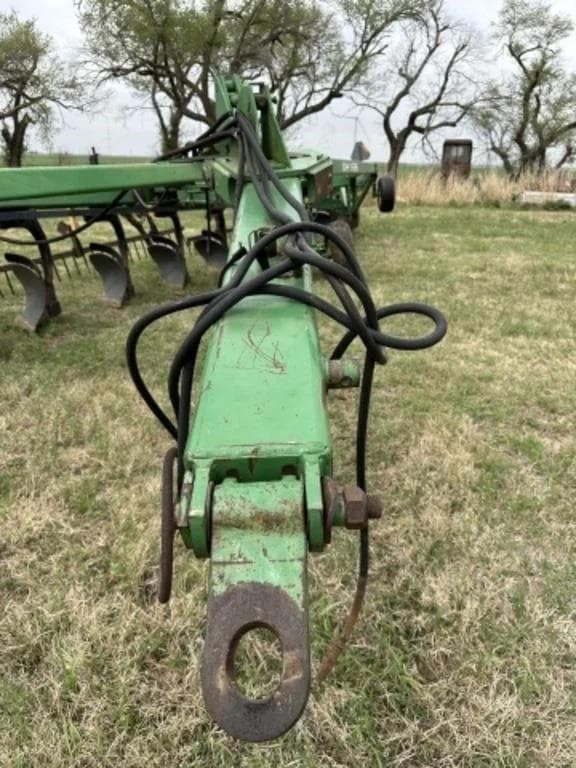 Image of John Deere 3710 equipment image 2