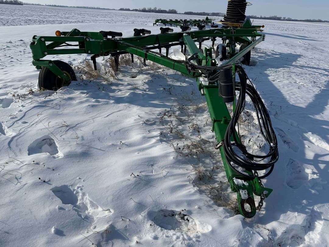 Image of John Deere 3710 Primary image