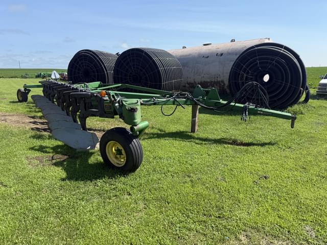 Image of John Deere 3710 equipment image 1