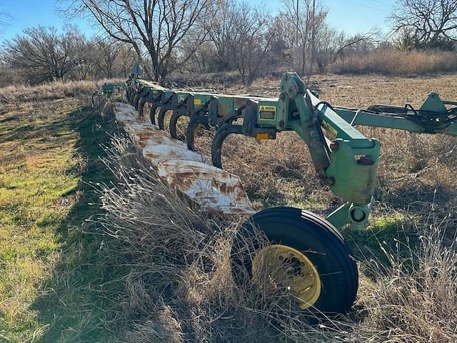 Image of John Deere 3710 Primary image