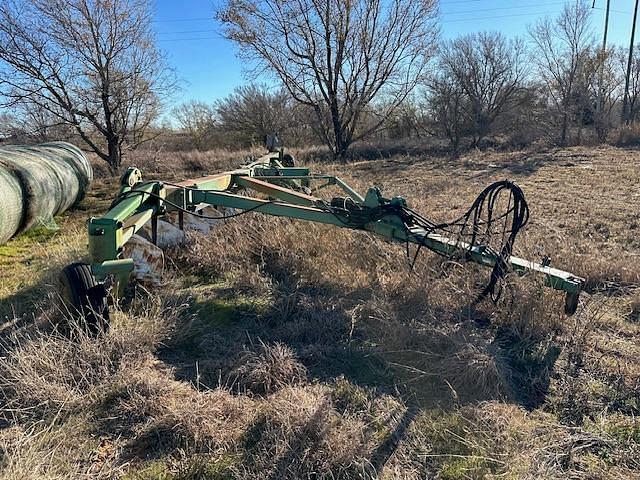 Image of John Deere 3710 equipment image 2