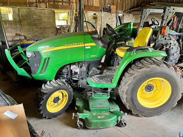 Image of John Deere 3720 equipment image 1