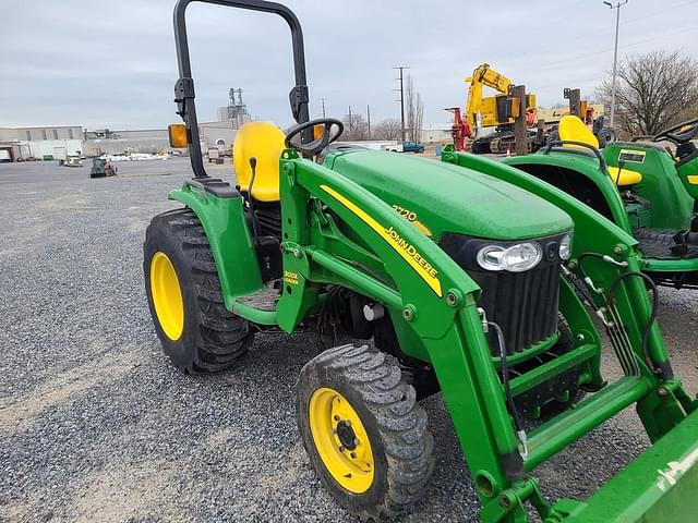 Image of John Deere 3720 equipment image 2