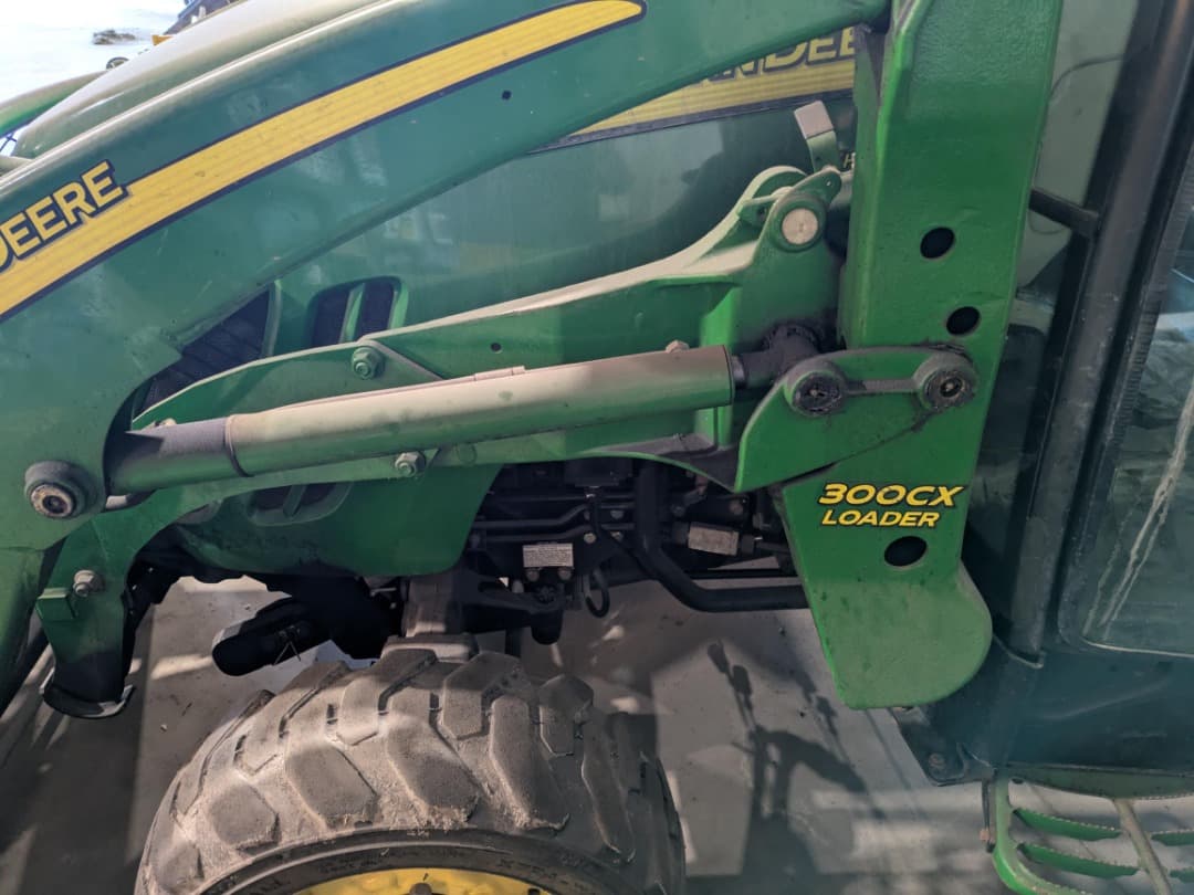 Image of John Deere 3720 Primary image