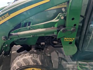 John Deere 3720 Image