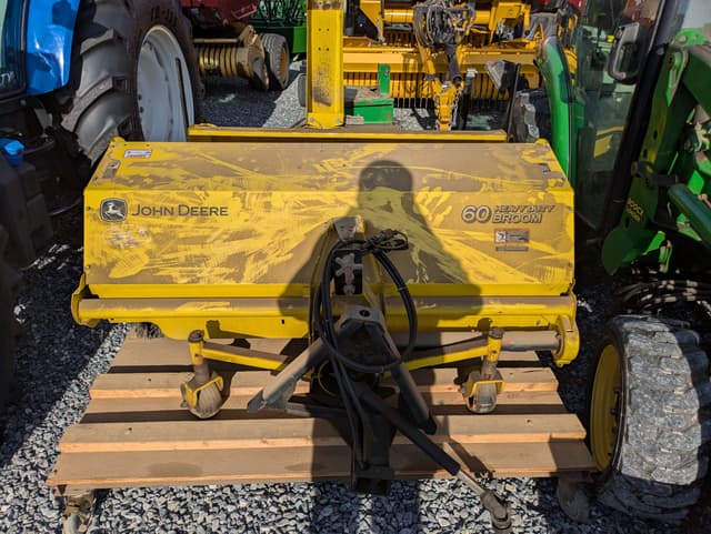 Image of John Deere 3720 equipment image 4