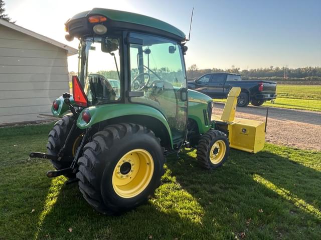 Image of John Deere 3720 equipment image 2