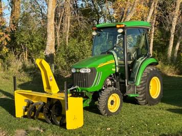 Main image John Deere 3720