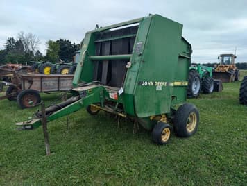 Main image John Deere 375