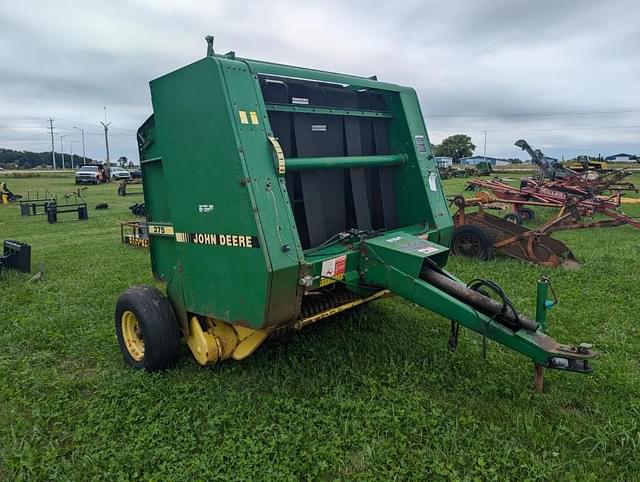 Image of John Deere 375 equipment image 1