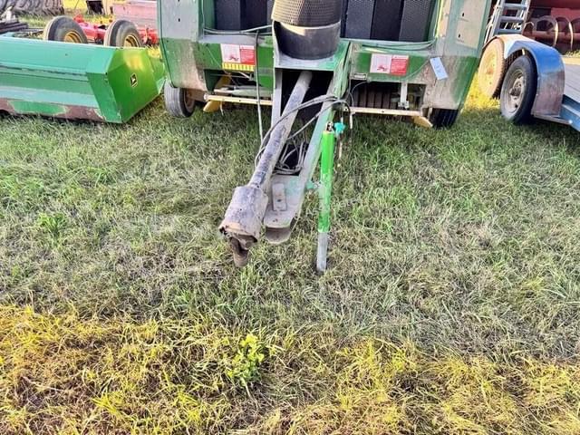 Image of John Deere 375 equipment image 2