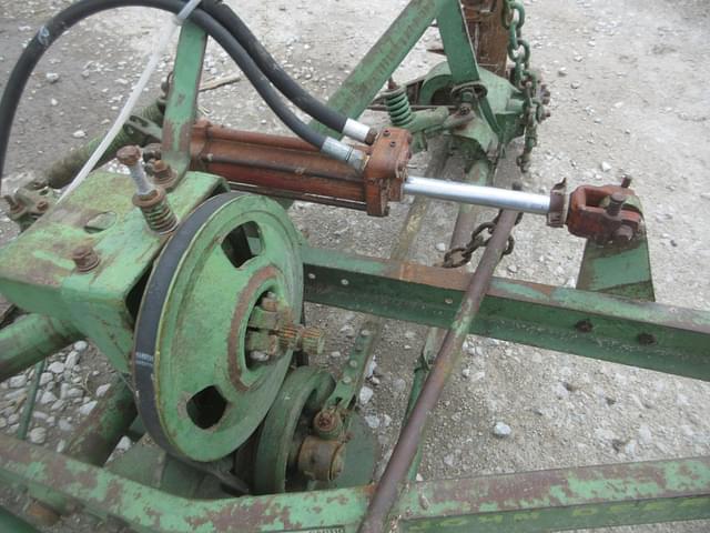 Image of John Deere 38 equipment image 3