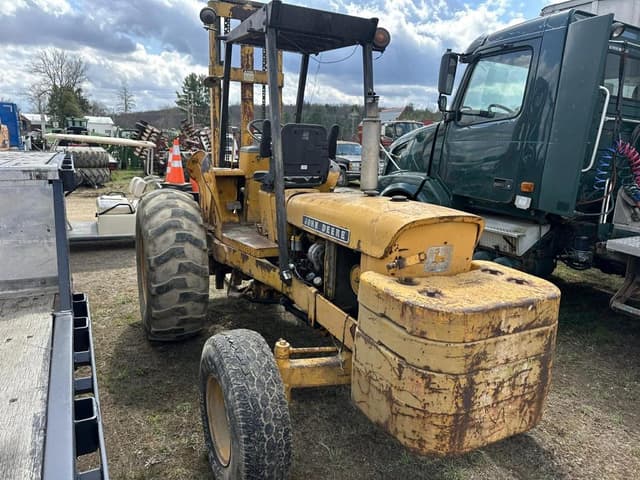 Image of John Deere 380 equipment image 3