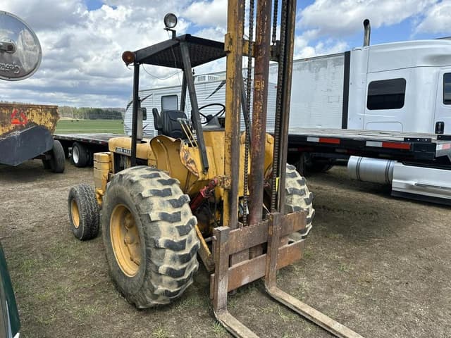 Image of John Deere 380 equipment image 1