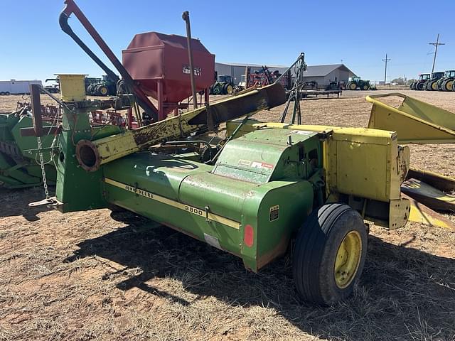 Image of John Deere 3800 equipment image 4