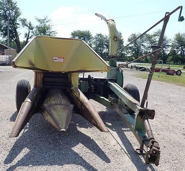 Image of John Deere 3800 equipment image 4