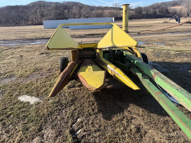Image of John Deere 3800 equipment image 1