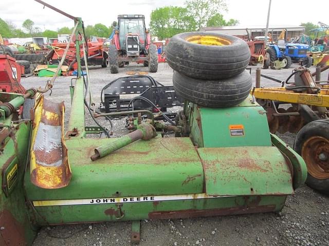 Image of John Deere 3800 equipment image 4