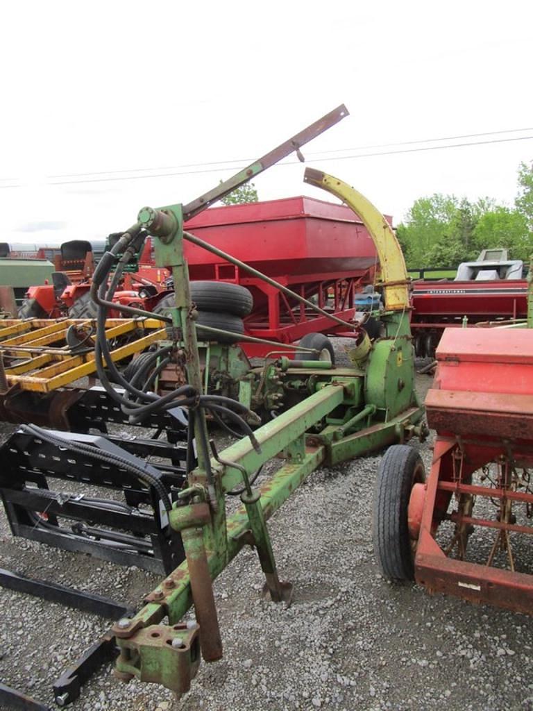 Image of John Deere 3800 Primary image