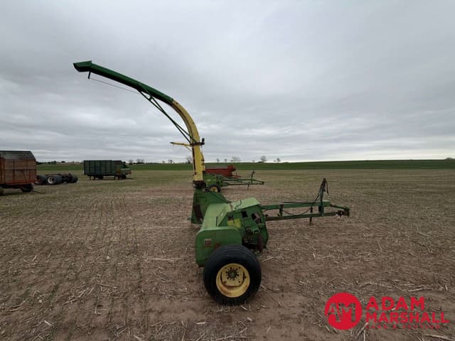 Image of John Deere 3800 equipment image 3