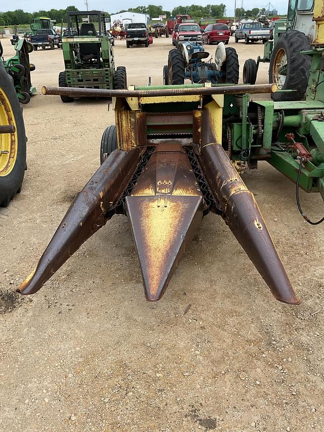 Image of John Deere 3800 equipment image 1