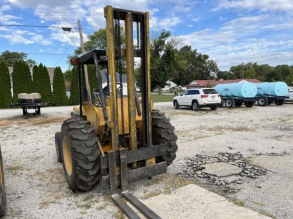 Image of John Deere 380 equipment image 3