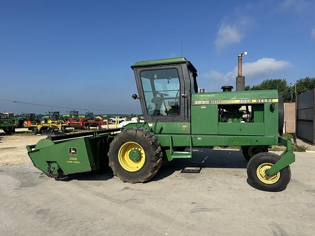 Image of John Deere 3830 equipment image 4