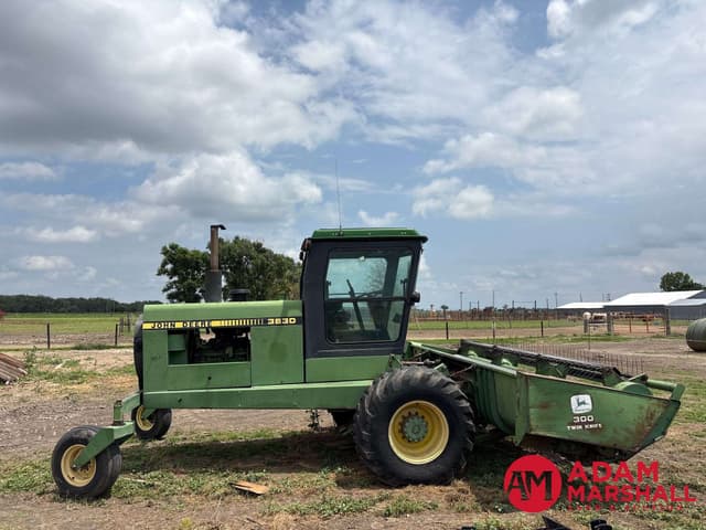 Image of John Deere 3830 equipment image 3