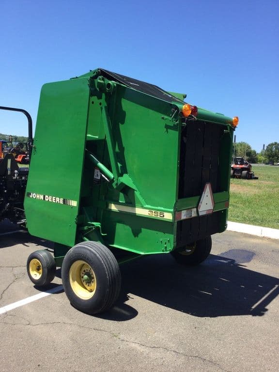 Image of John Deere 385 Image 1