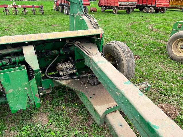 Thumbnail image John Deere 3940 2