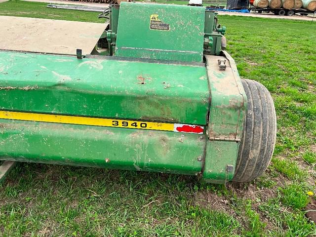 Thumbnail image John Deere 3940 4