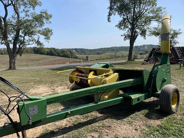 Image of John Deere 3940 equipment image 4