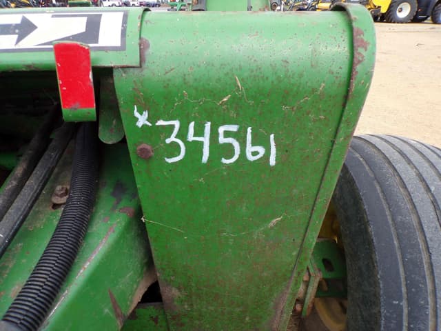 Image of John Deere 3950 equipment image 1