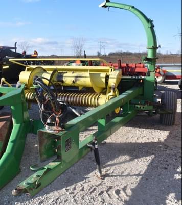 Main image John Deere 3950