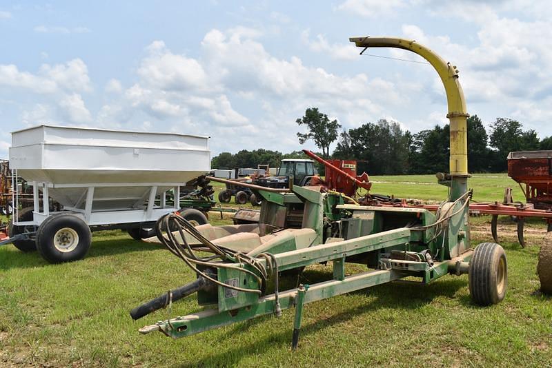 Image of John Deere 3950 Primary image