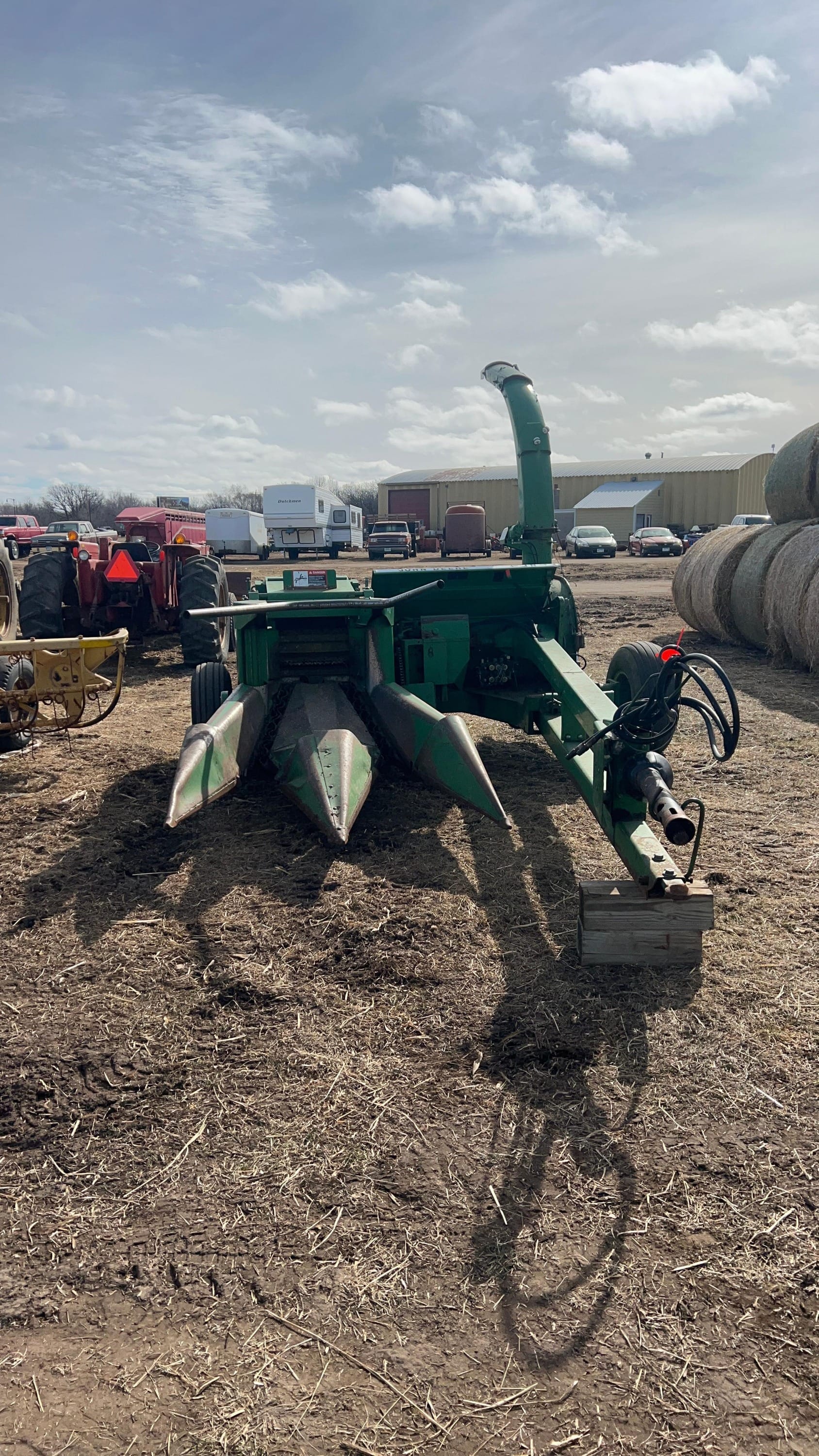 John Deere 3950 Equipment Image0