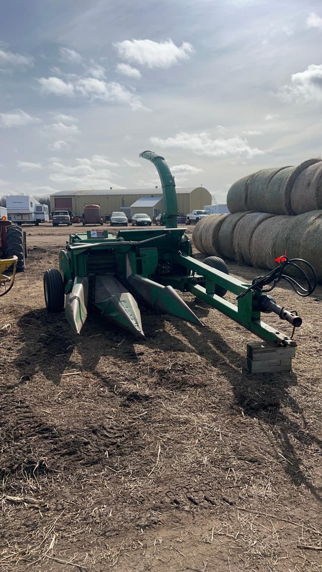 Image of John Deere 3950 equipment image 2