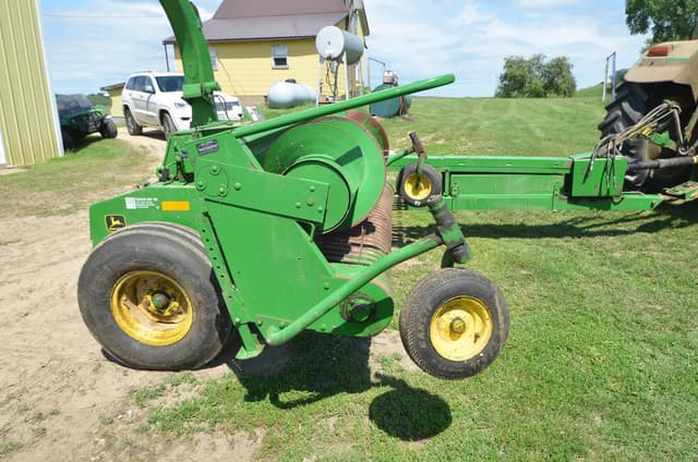 Image of John Deere 3950 equipment image 4