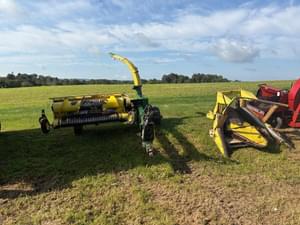 John Deere 3950 Image