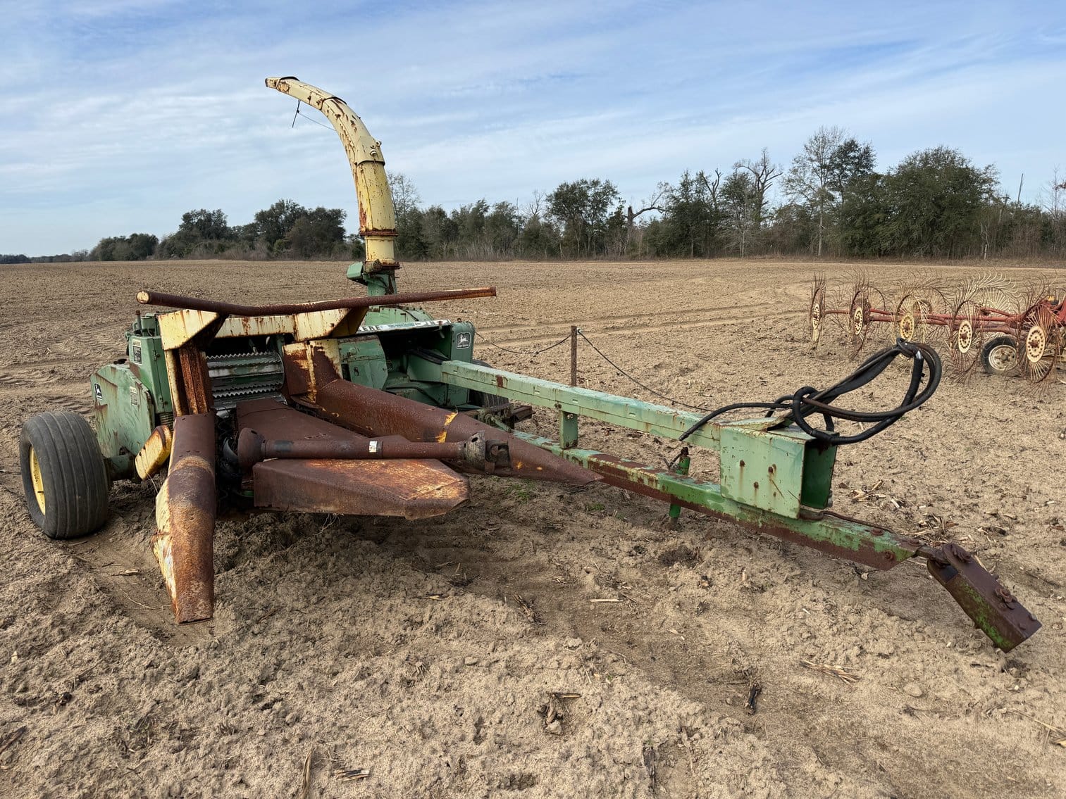 John Deere 3950 Equipment Image0