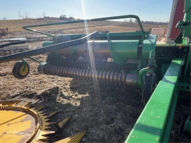 Image of John Deere 3955 equipment image 2