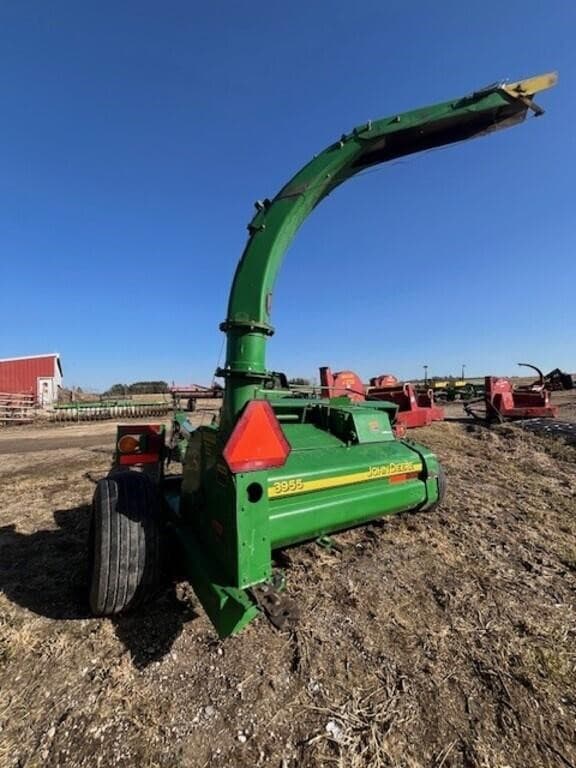 Image of John Deere 3955 equipment image 4