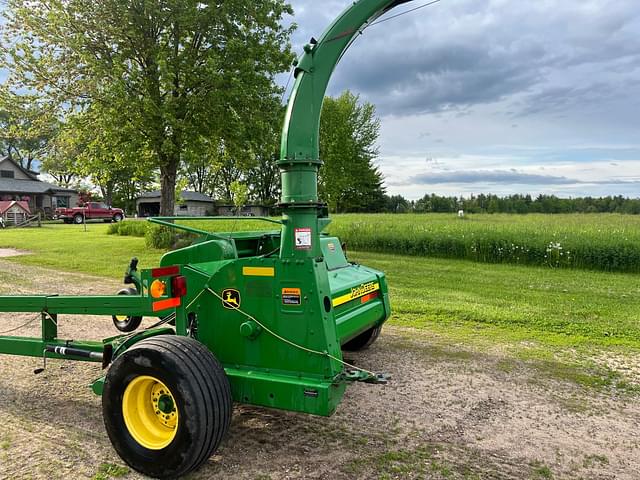 Image of John Deere 3955 equipment image 1
