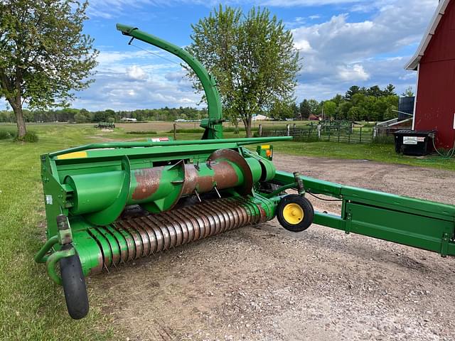 Image of John Deere 3955 equipment image 1