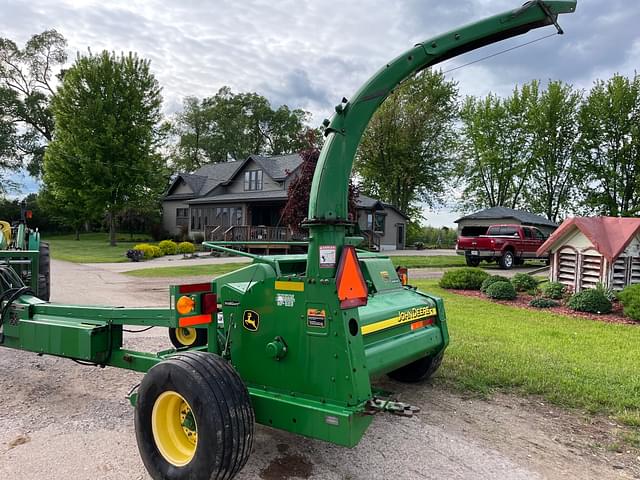 Image of John Deere 3955 equipment image 3