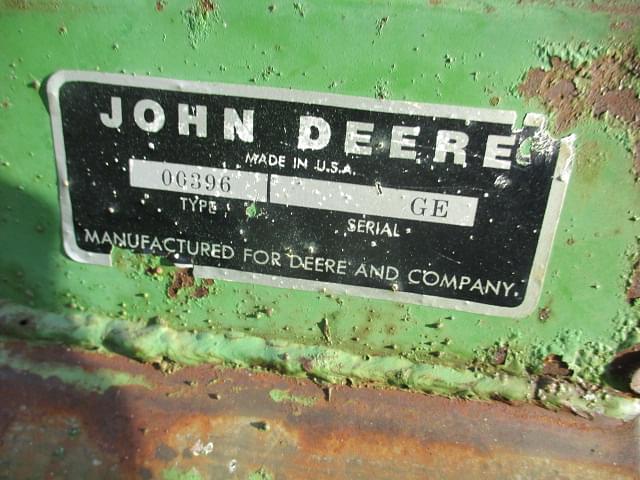 Image of John Deere 396 equipment image 2