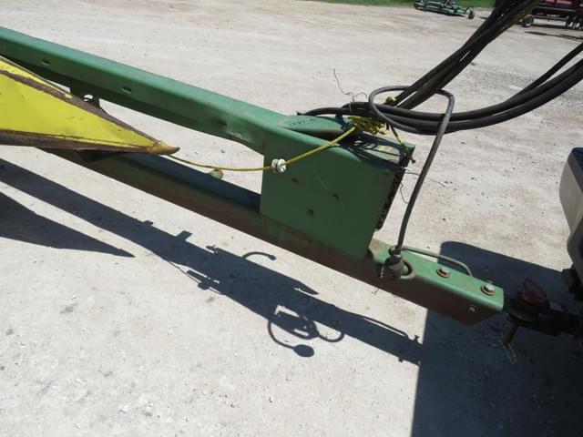 Image of John Deere 3960 equipment image 1
