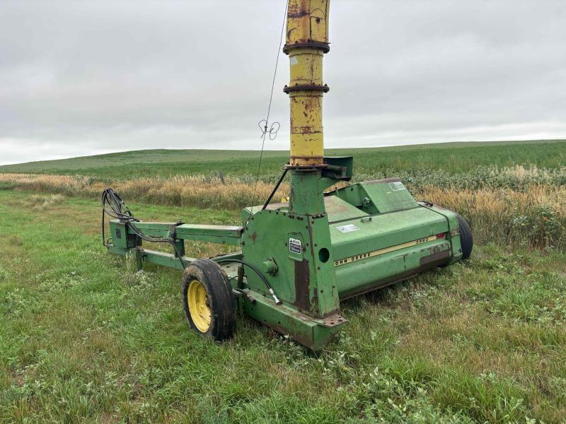 Image of John Deere 3960 Primary image