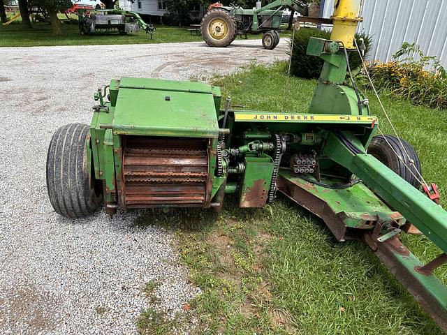 Image of John Deere 3960 equipment image 3